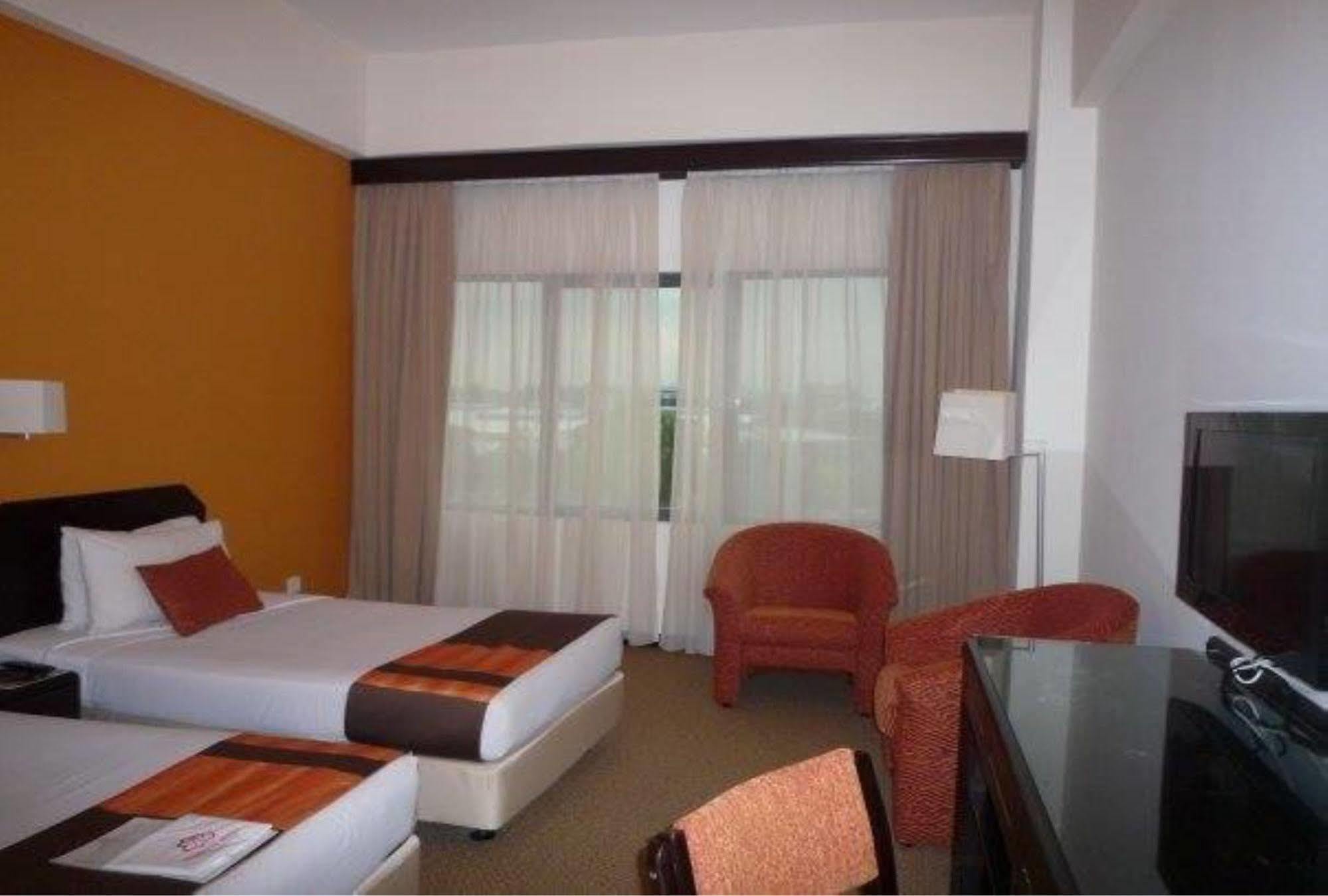 Rhr Hotel At Uniten Kajang Zewnętrze zdjęcie