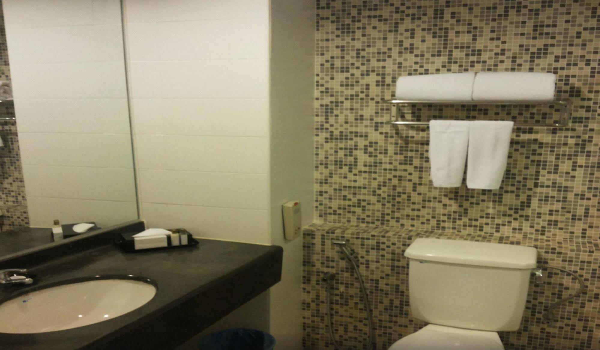 Rhr Hotel At Uniten Kajang Zewnętrze zdjęcie