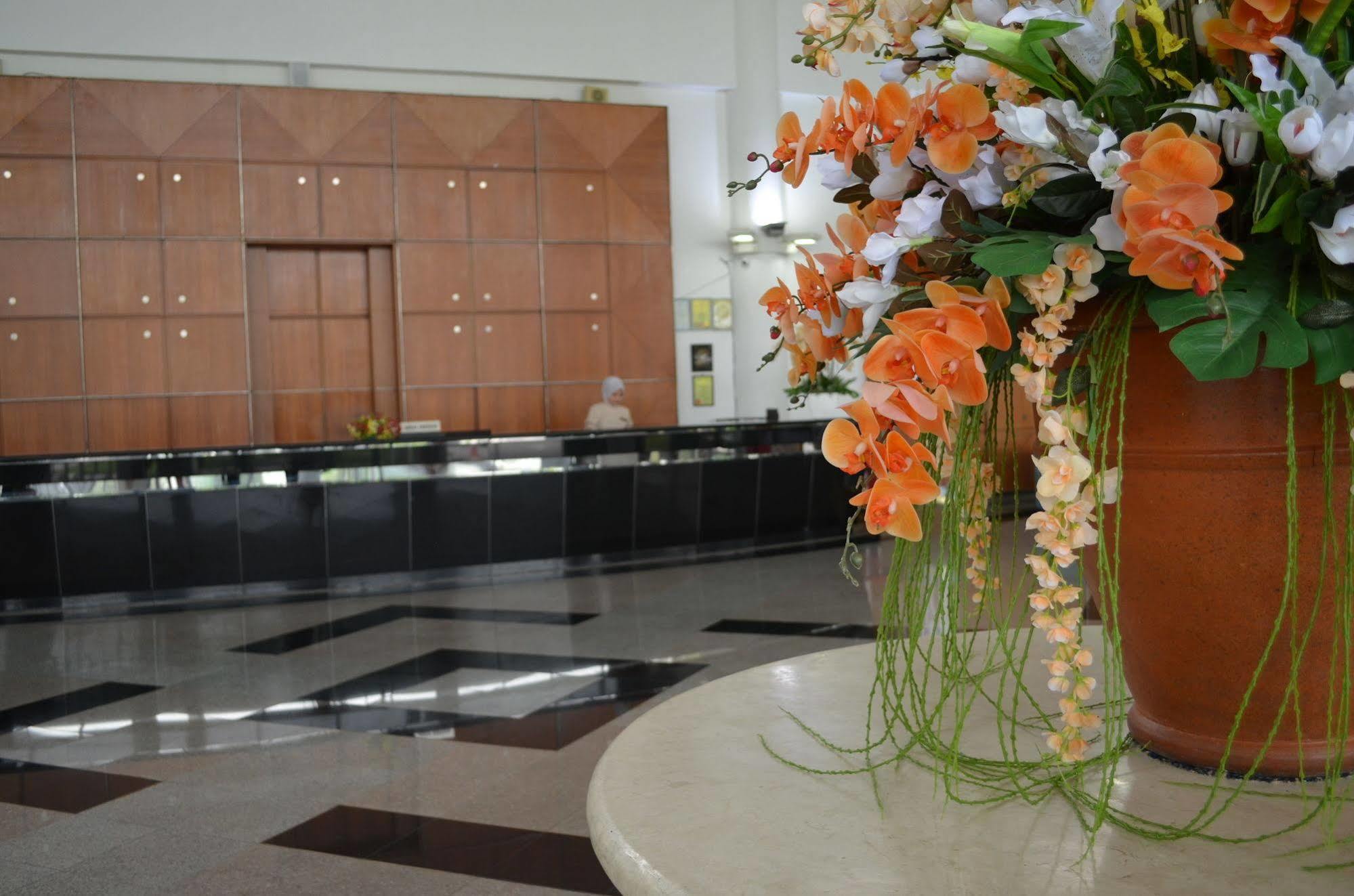 Rhr Hotel At Uniten Kajang Zewnętrze zdjęcie