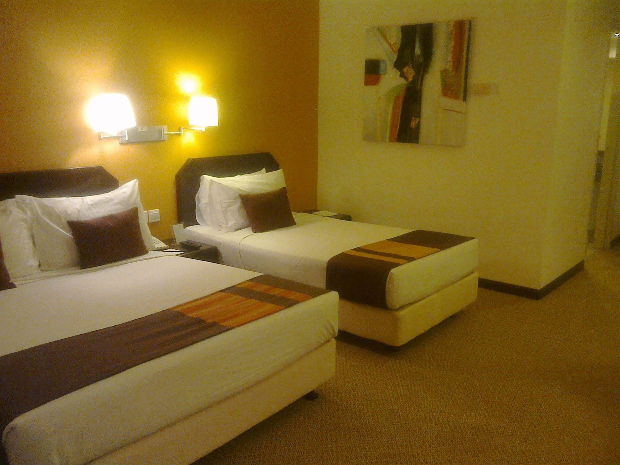 Rhr Hotel At Uniten Kajang Zewnętrze zdjęcie
